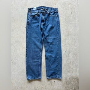 Levi’s Men’s Straight Leg 505 Jeans Medium Wash Waist 38